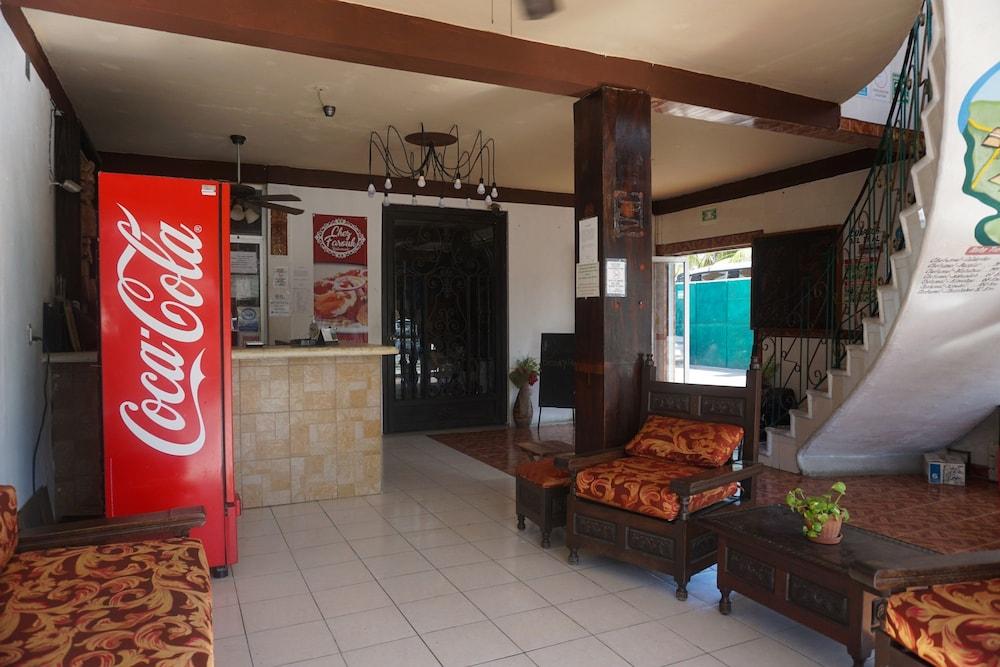 Hotel Real Azteca チェトゥマル エクステリア 写真