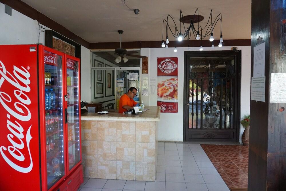 Hotel Real Azteca チェトゥマル エクステリア 写真